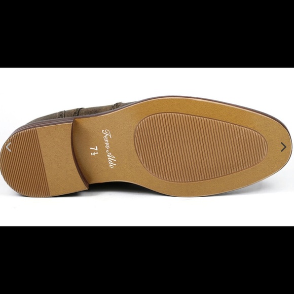 Ferro Aldo Brown lace up wingtip Oxford Dress shoe - Picture 4 of 6